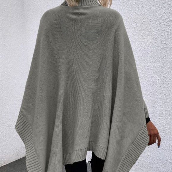 Turtleneck Batwing Sleeve Knit PonchO - Picture 6 of 7